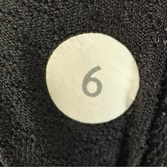 Lululemon Women’s Athletic Turbo Tank Racerback in Black Size 6 - Picture 3 of 4